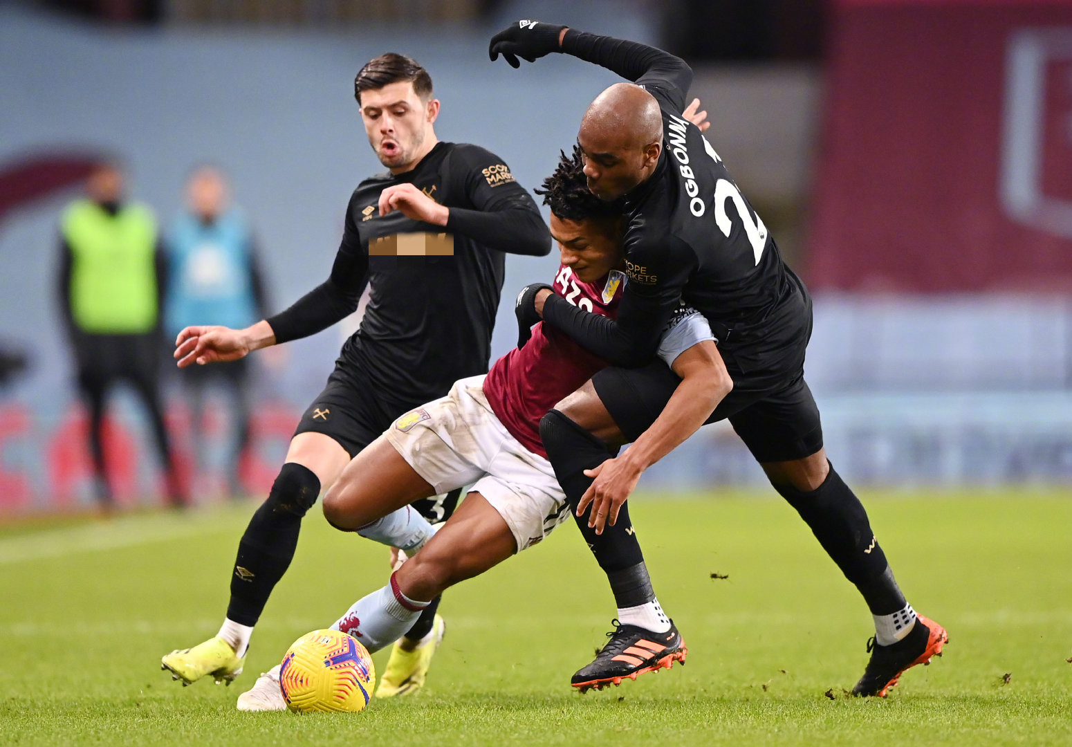 通过中场的 通过中场的